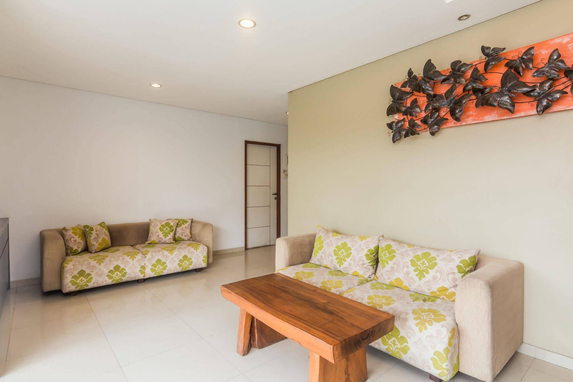 Zen Rooms Seminyak Mertanadi Dış mekan fotoğraf